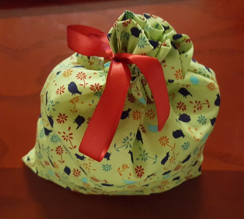 Birds drawstring pouch (September 2015)